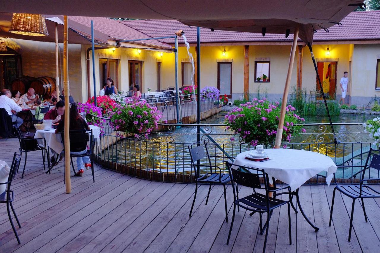 Agriturismo Cascina Madonnina Pregnana Milanese Kültér fotó